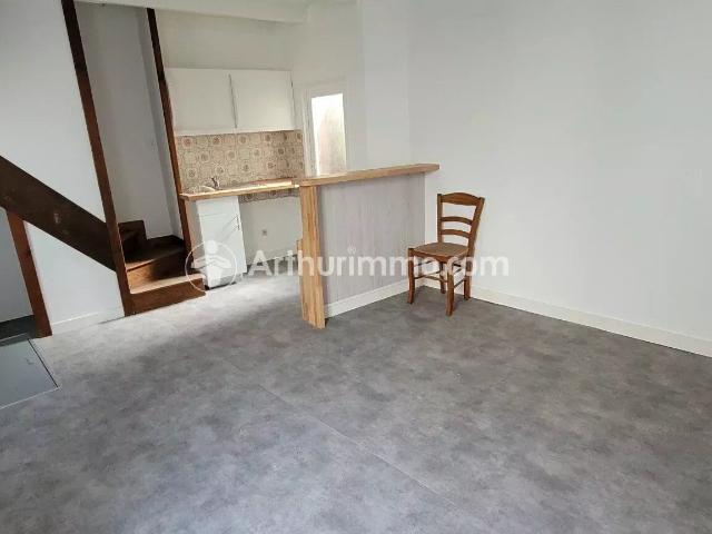 Appartement location à Saint-Jean-d'Angély, Courcelles
