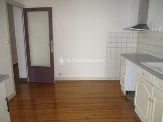 Appartement location à Saint-Jean-d'Angély, Saint-jean-d'angély