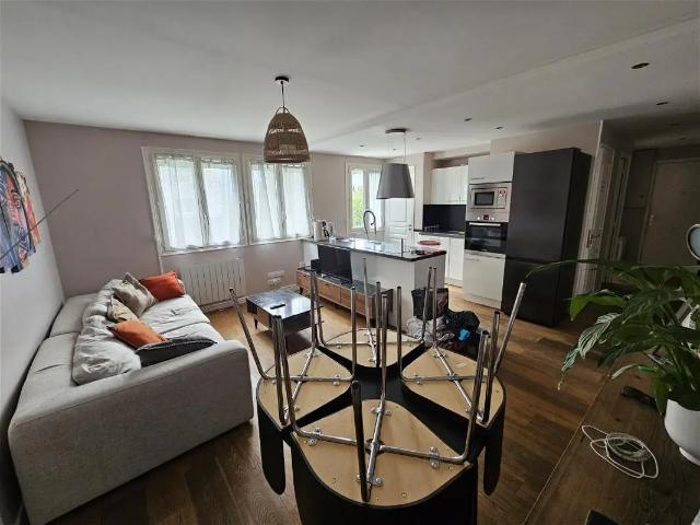 Appartement location à Domène, L'Église