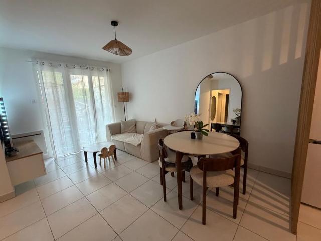 Appartement location à Grasse, La Colle-sur-loup