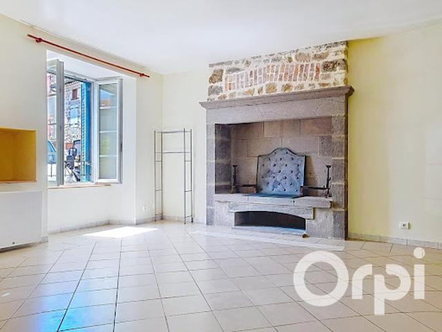 Appartement location à Saint-Flour, Ruynes-en-margeride