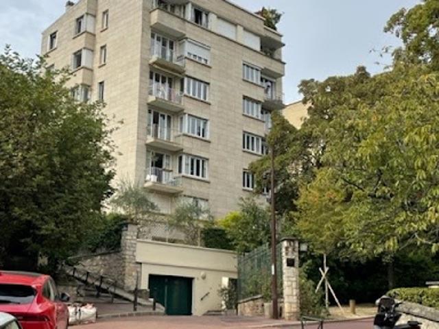 Appartement location à France métropolitaine, Saint-cloud