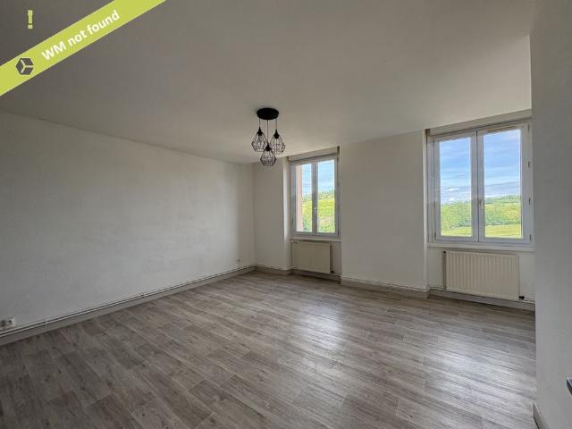 Appartement location à Les Carrières, Saint-Denis-de-Cabanne