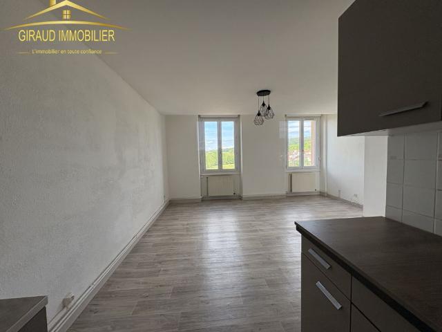 Appartement location à Roanne, Saint-denis-de-cabanne