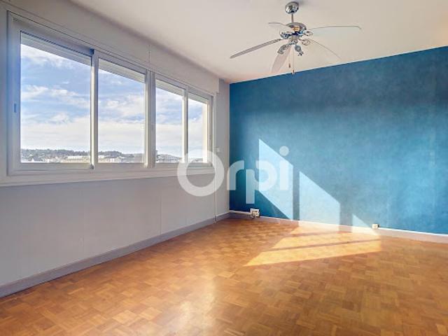 Appartement location à Brive-la-Gaillarde, Brive-la-gaillarde