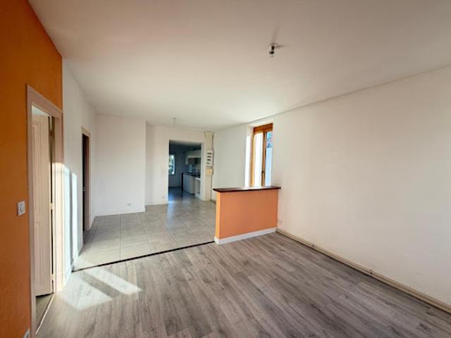 Appartement location à La Cave, Vierzon