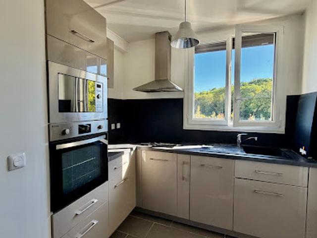 Appartement location à Fontainebleau, Avon