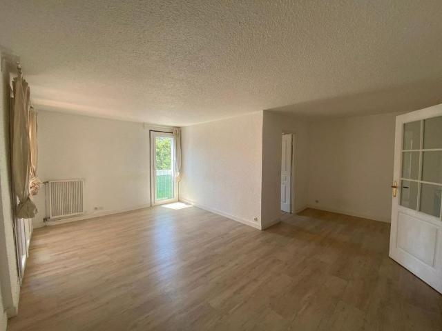 Appartement location à Arrondissement de Draguignan, Saint-raphaël
