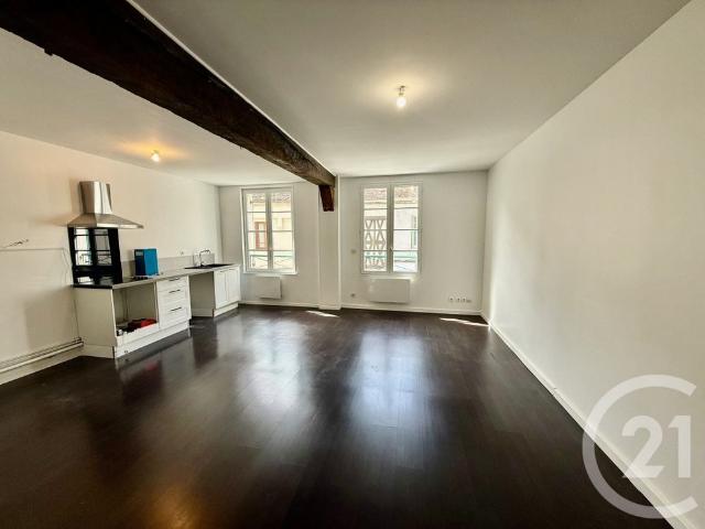 Appartement location à Fontainebleau, Montcourt-fromonville