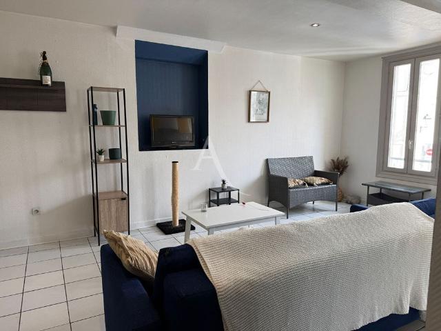Appartement location à Saint-Pierre, Saintes