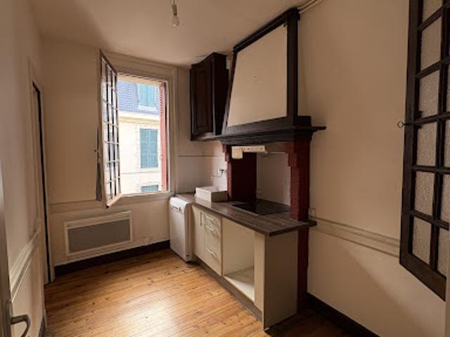 Appartement location à Oloron-Sainte-Marie, Salies-de-béarn