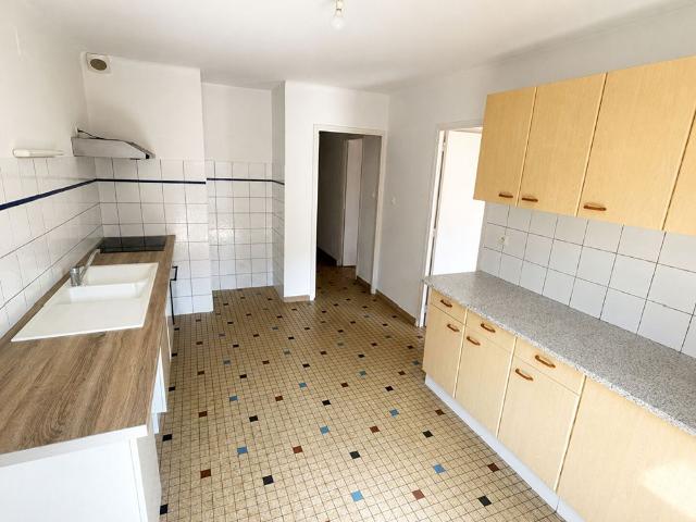 Appartement location à Séguéla, Saint-Étienne-de-Tulmont