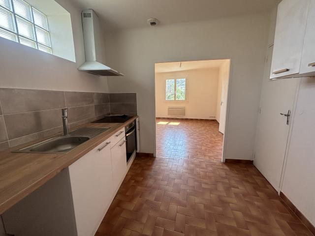 Appartement location à Arrondissement de Toulon, Solliès-ville