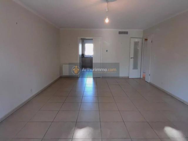 Appartement location à Arrondissement de Draguignan, Fréjus