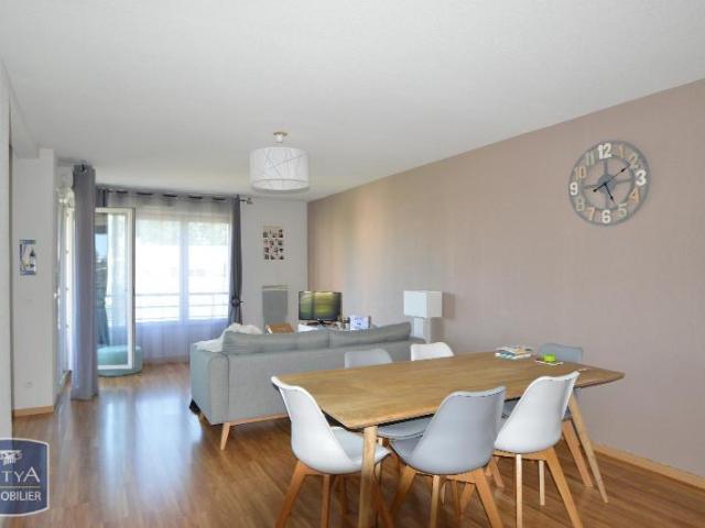 Appartement location à France métropolitaine, Clermont-dessous