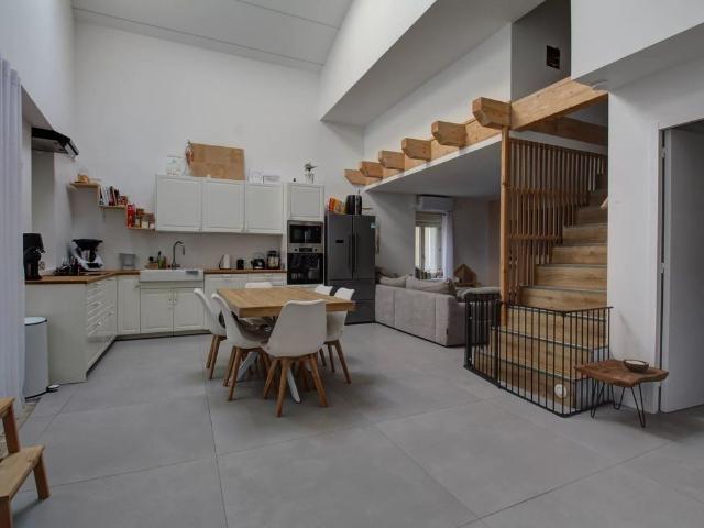 Appartement location à Saint-Étienne, La Valla-en-gier