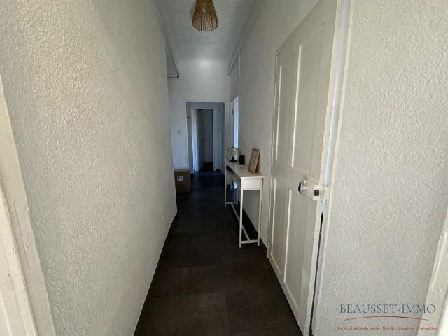 Appartement location à Lotissement Le Château, Le Beausset