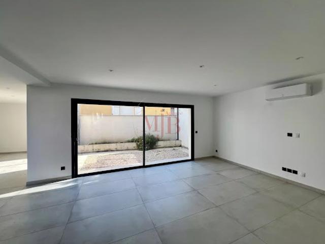 Appartement location à Arles, Saint-etienne-du-grès