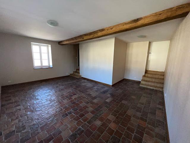 Appartement location à Auxerre, Gy-l'evêque