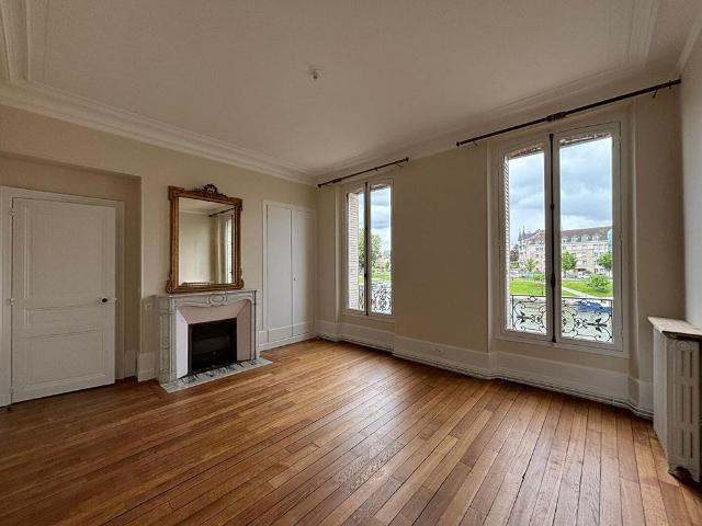Appartement location à Sens, Courtois-sur-yonne