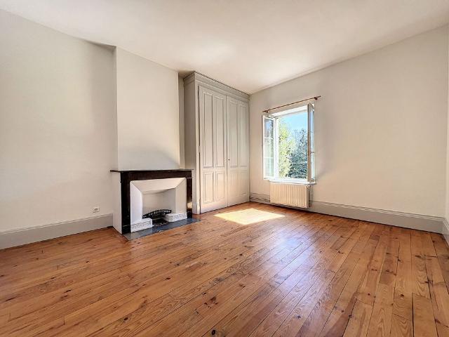 Appartement location à Champagne-au-Mont-d'Or, Rhône
