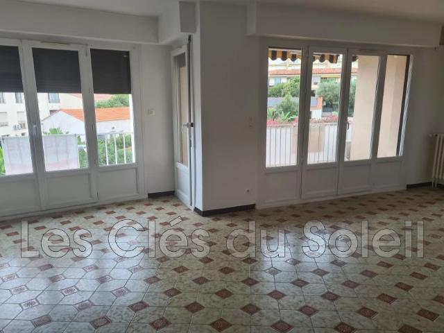 Appartement location à Arrondissement de Toulon, Bandol