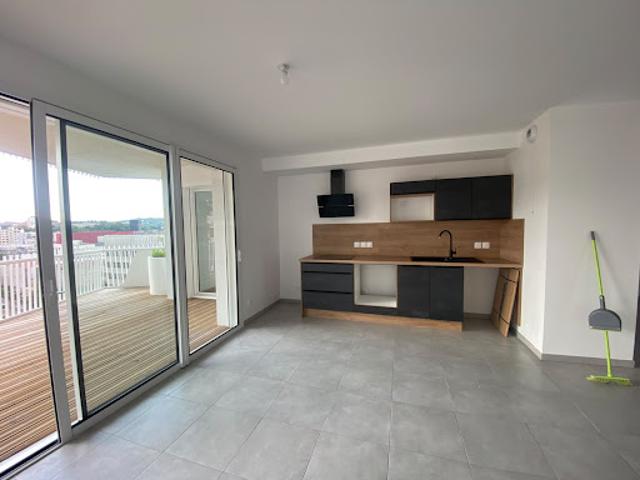 Appartement location à Saint-Étienne, Saint-etienne