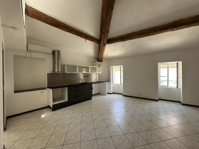 Appartement location à Nîmes, Combas