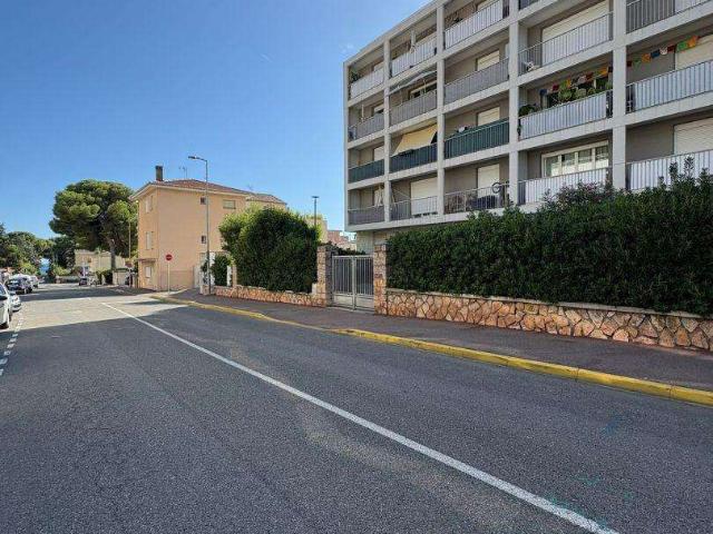 Appartement location à Arrondissement de Draguignan, Saint-raphaël