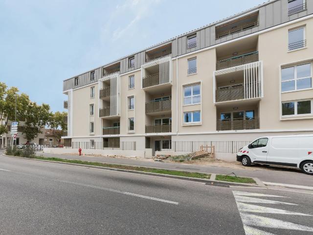 Appartement location à France métropolitaine, Miramas