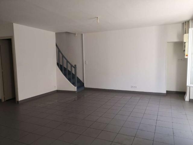 Appartement location à Fontenay-le-Comte, Saint-mesmin