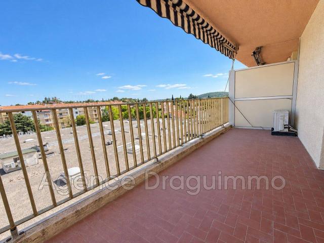 Appartement location à Châteaudouble, Var