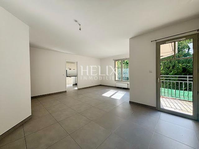 Appartement location à Saint-Germain-en-Laye, L'etang-la-ville