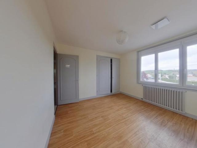 Appartement location à Montmorillon, Lussac-les-châteaux