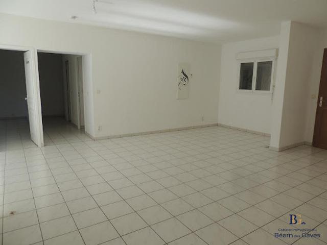 Appartement location à Oloron-Sainte-Marie, Salies-de-béarn