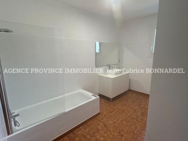 Appartement location à Carpentras, Valréas