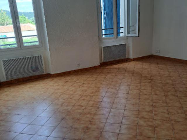 Appartement location à Brignoles, Nans-les-pins