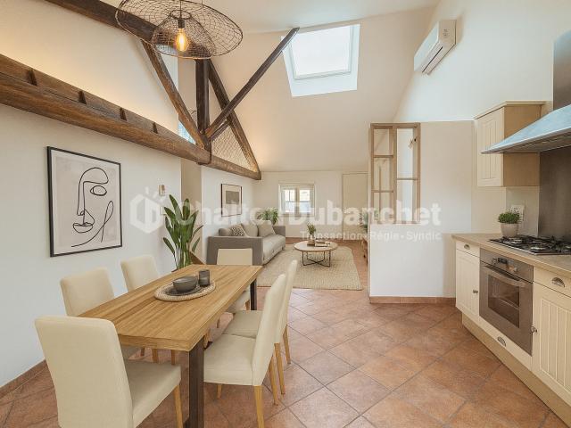 Appartement location à France métropolitaine, Le Coteau