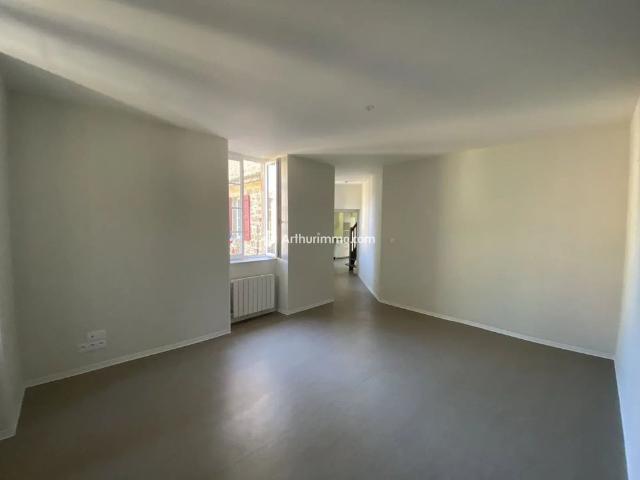 Appartement location à Les Faisses, Saint-Beauzély