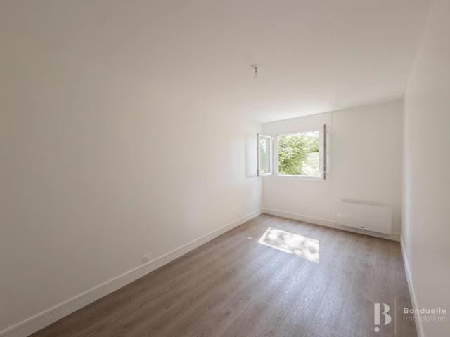 Appartement location à France métropolitaine, Suresnes