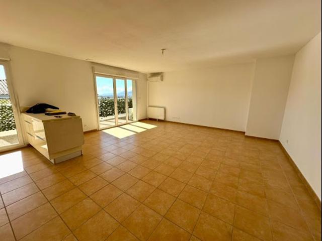 Appartement location à Oraison, Alpes-de-Haute-Provence