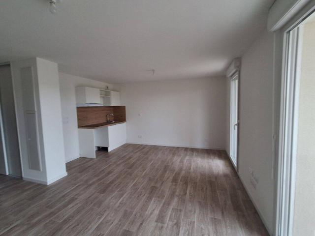 Studio location à Ambérieu-en-Bugey, Ain