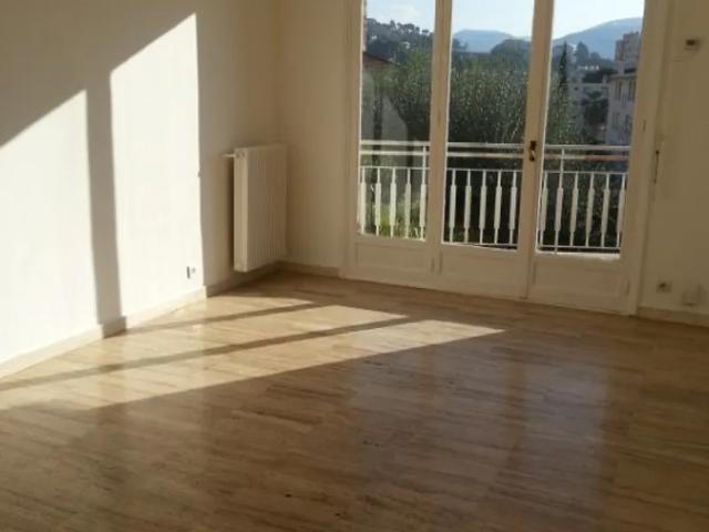 Appartement location à Saint-Sylvestre, Nice