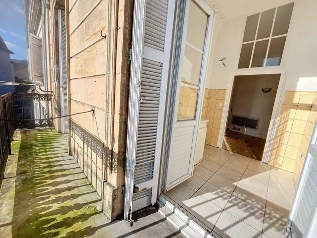 Appartement location à Sarlat-la-Canéda, Terrasson-lavilledieu