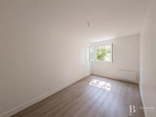 Appartement location à France métropolitaine, Suresnes