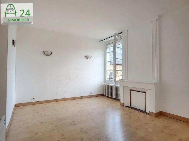 Appartement location à Sarlat-la-Canéda, Terrasson-lavilledieu