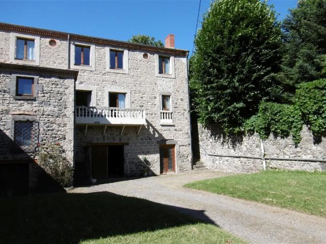 Appartement location à Issoire, Perrier