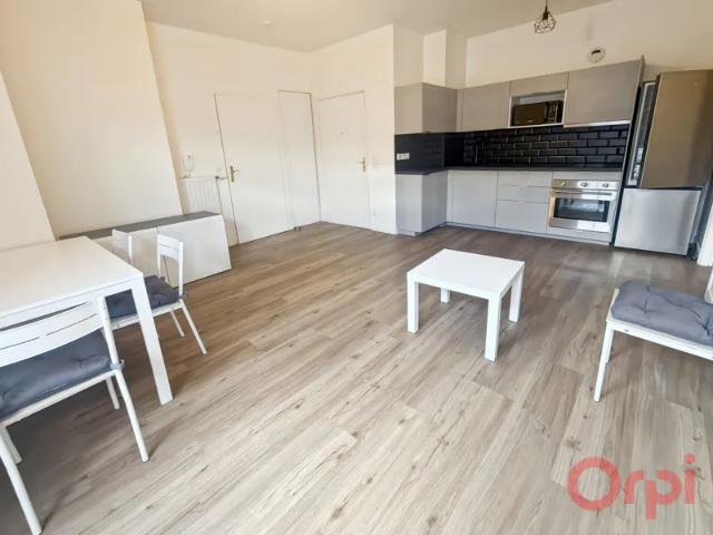 Appartement location à Saint-Denis, Stains
