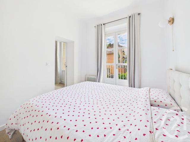 Appartement location à Hyères, Var