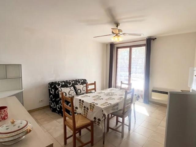 Appartement location à Gréoux-les-Bains, Alpes-de-Haute-Provence